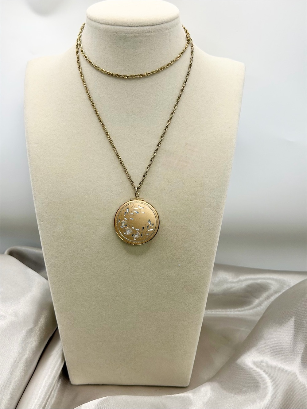 Gold Floral Locket Necklace - Unbranded